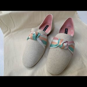 Violet & Red Women’s Flats